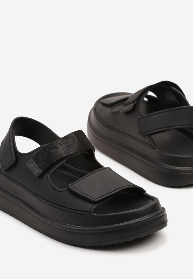 Чорні Сандалі