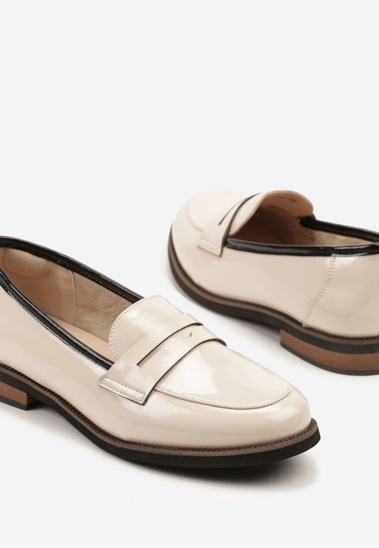 Бежеві Лофери