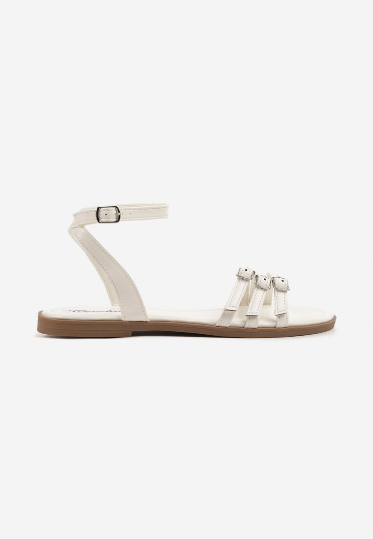 Білі Сандалі