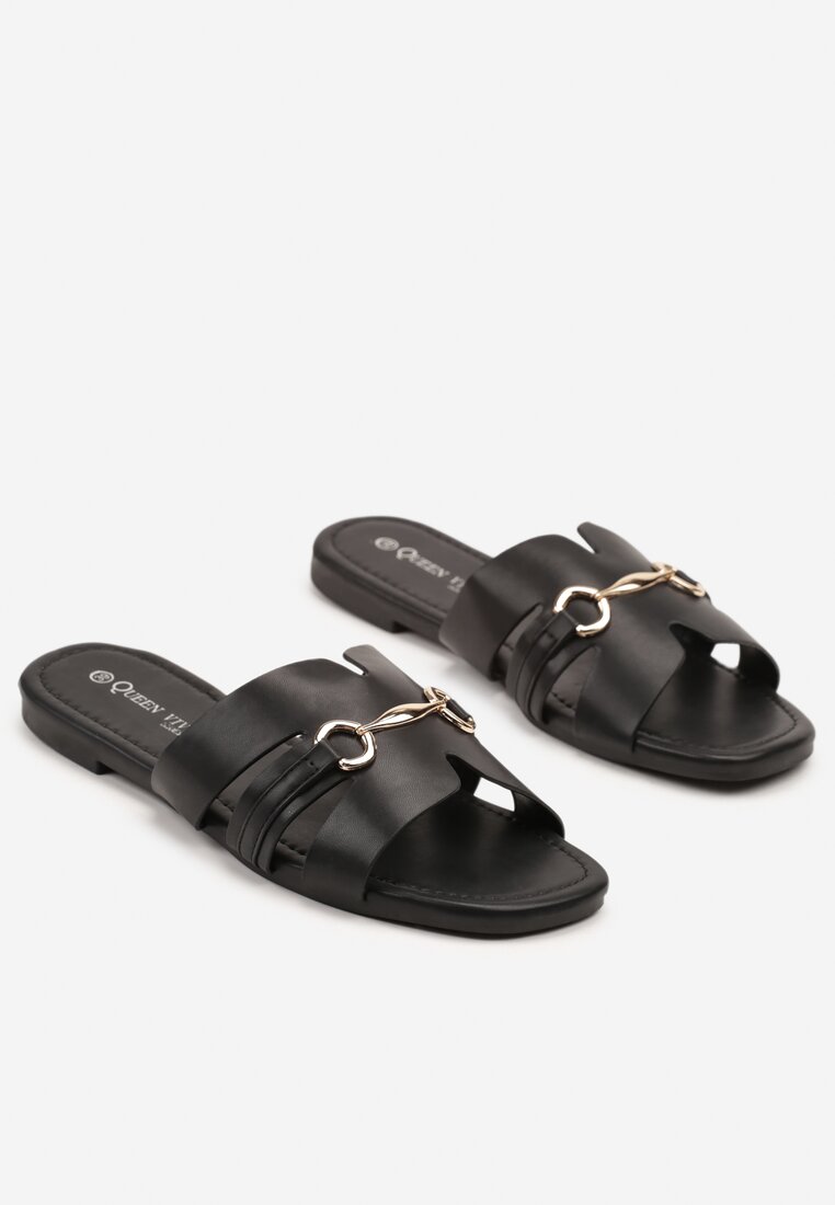 Чорні Шльопанці