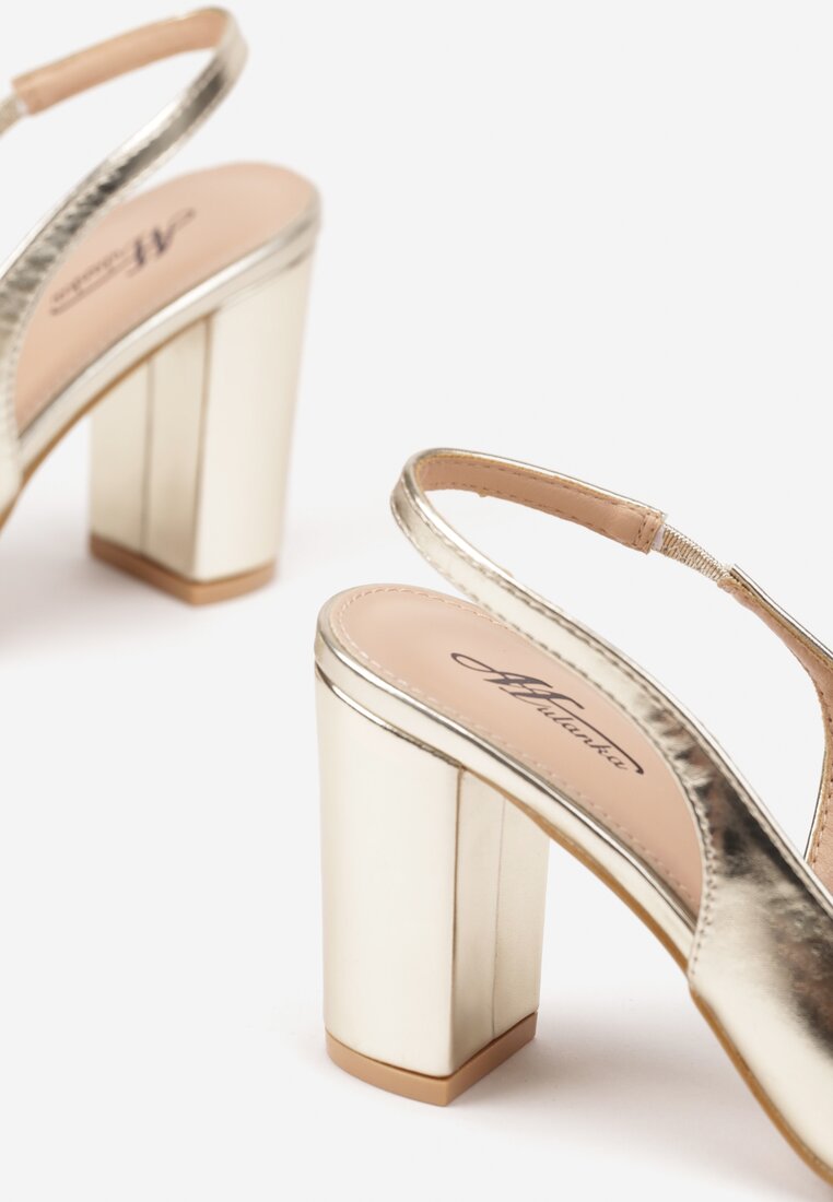 Золоті Босоніжки