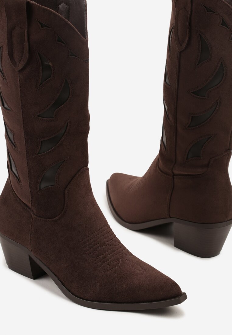 Коричневі Ботильйони