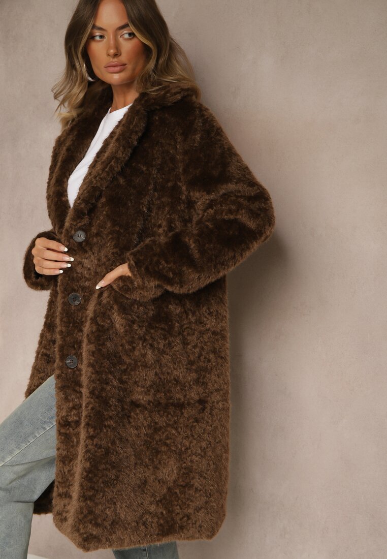 Коричневе Пальто