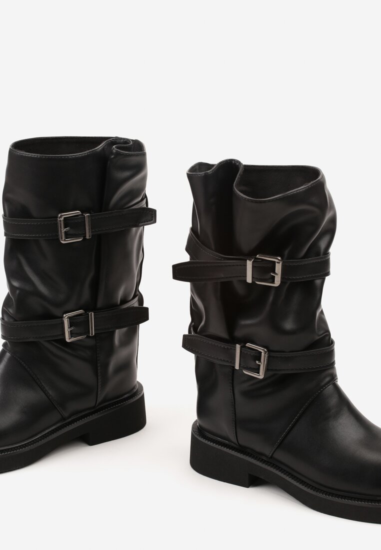 Чорні Черевики