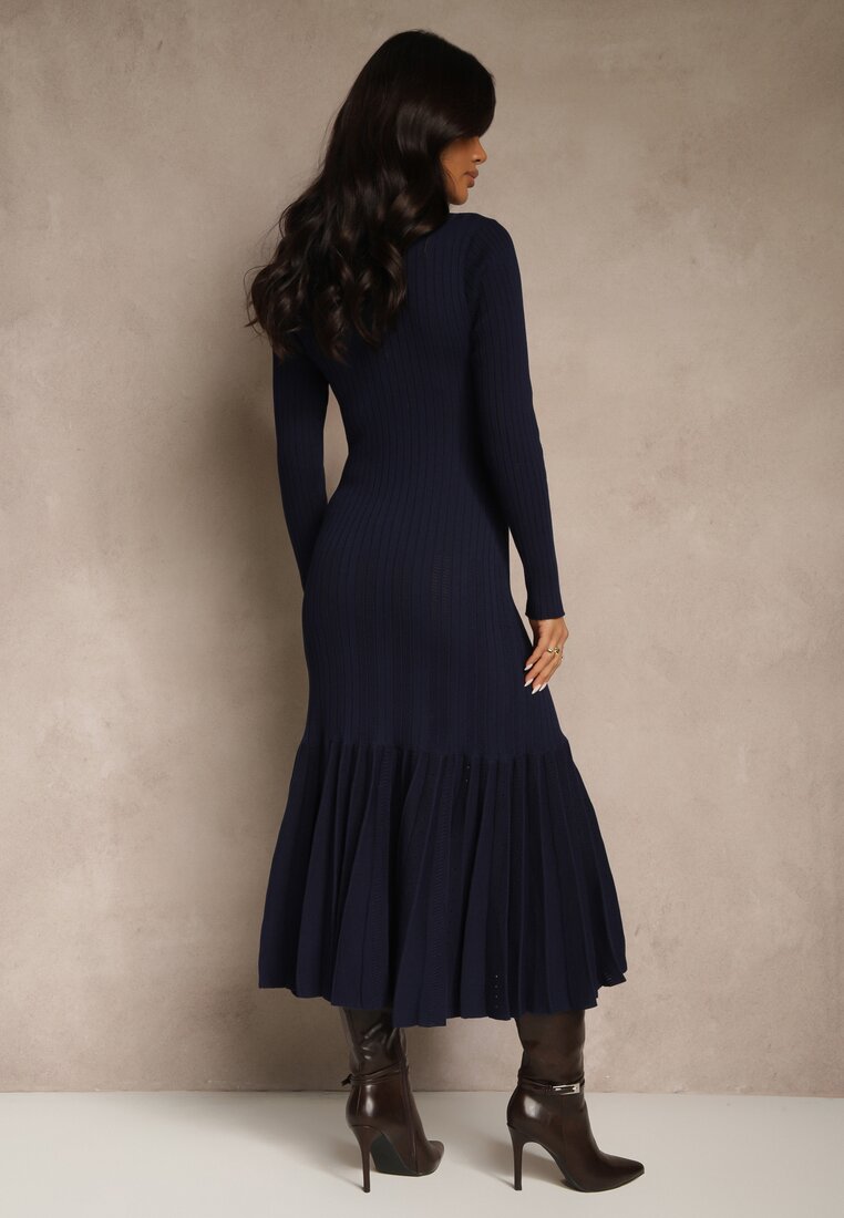 Блакитна Сукня