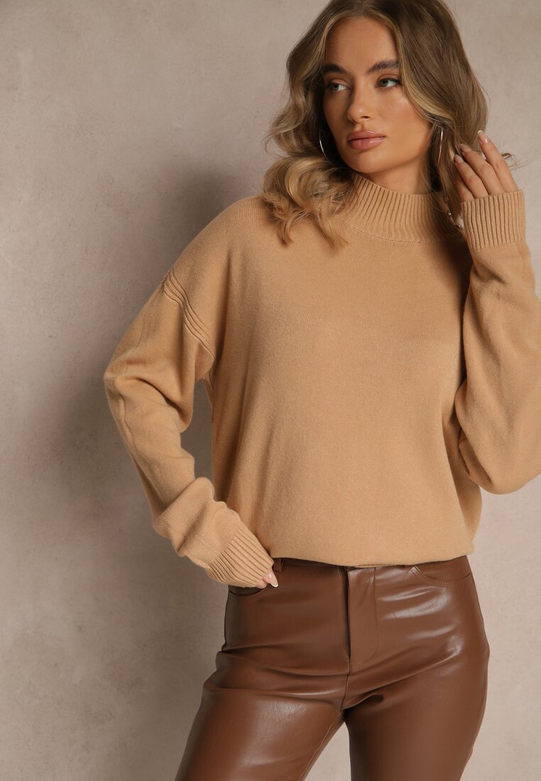 Бежевий Гольф