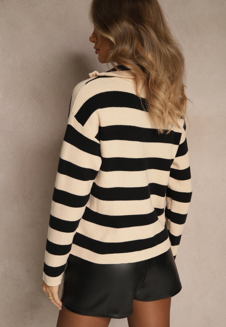 Чорний Светр