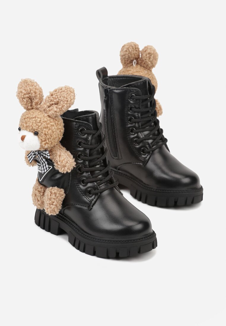 Чорні Черевики