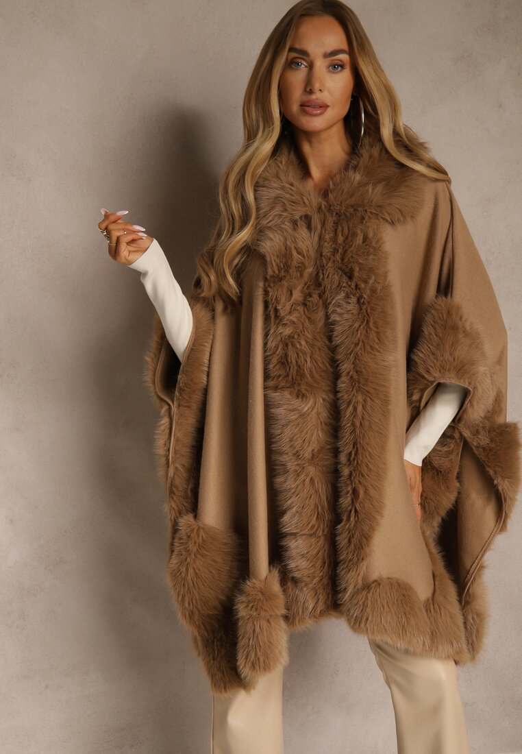 Коричневе Пончо