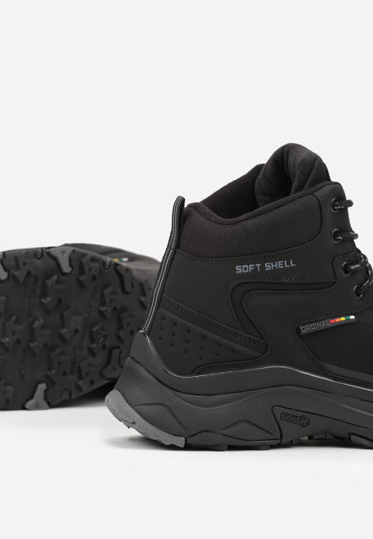 Чорні Черевики