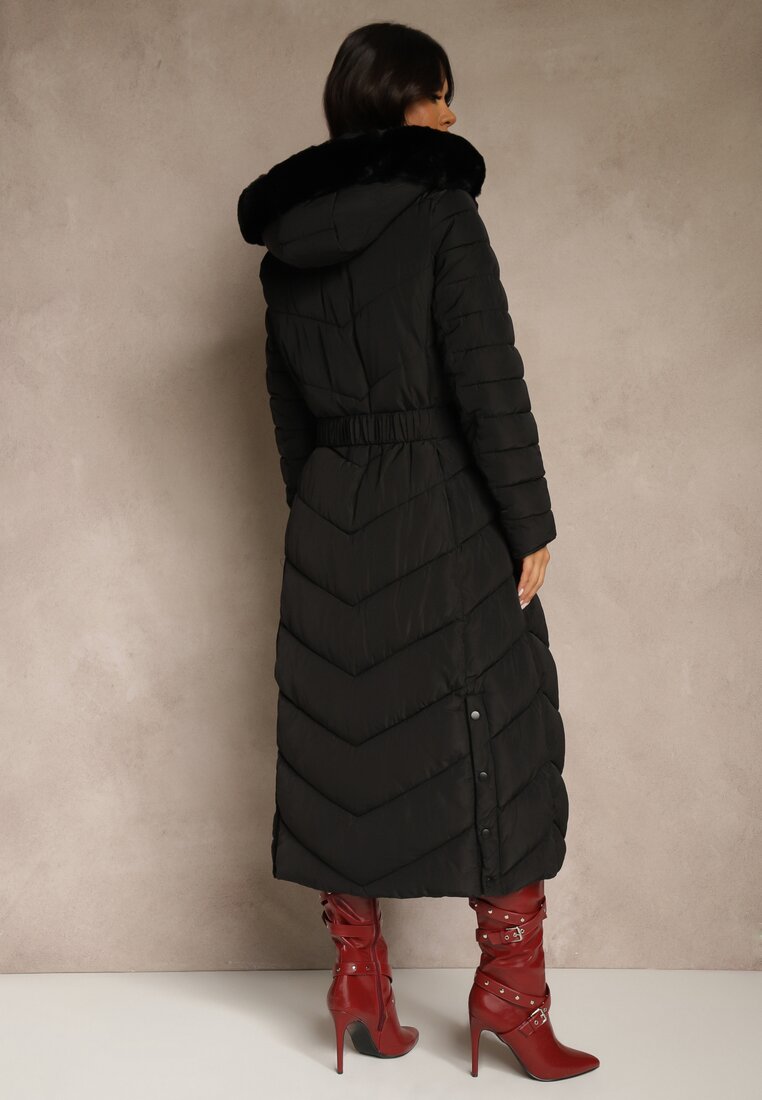 Чорна Куртка