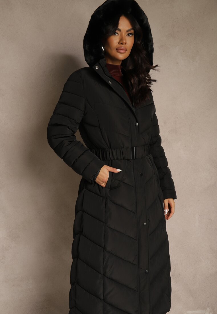 Чорна Куртка