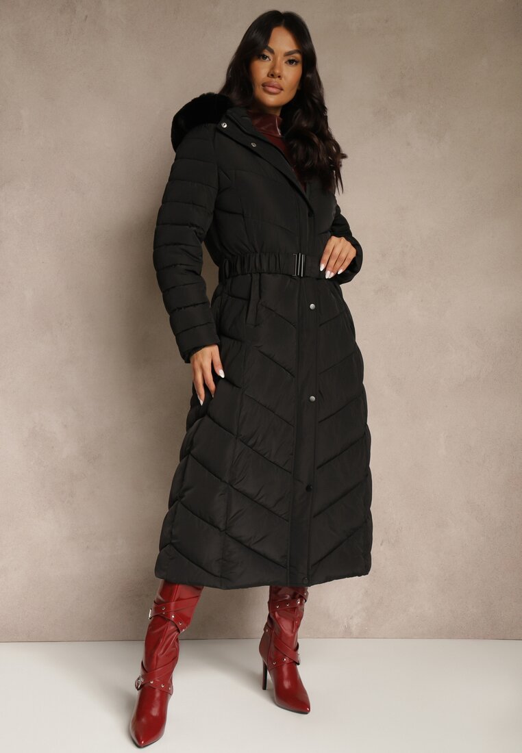 Чорна Куртка