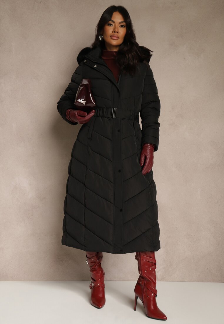 Чорна Куртка