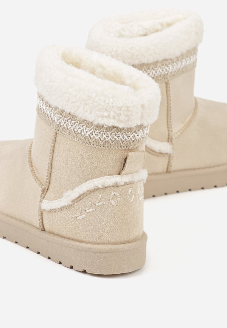 Бежеві Сноубутси