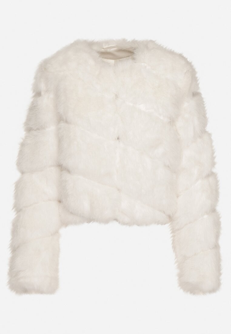 Біла Куртка