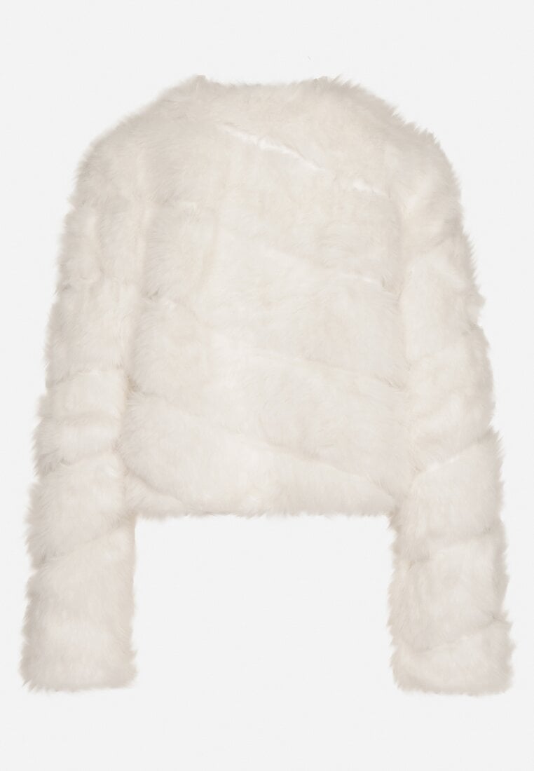 Біла Куртка