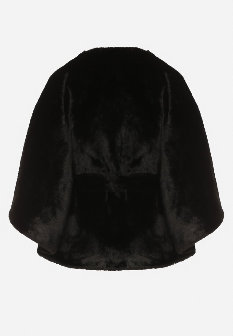 Чорне Пончо