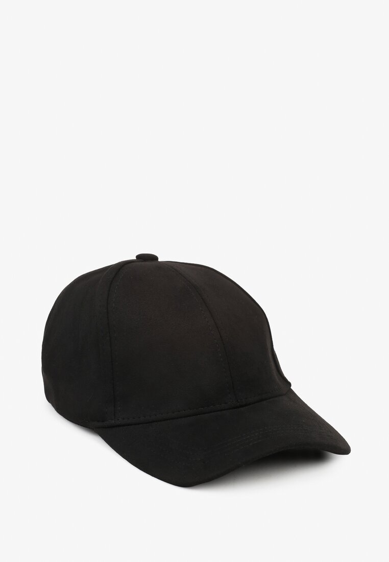 Чорна Шапка