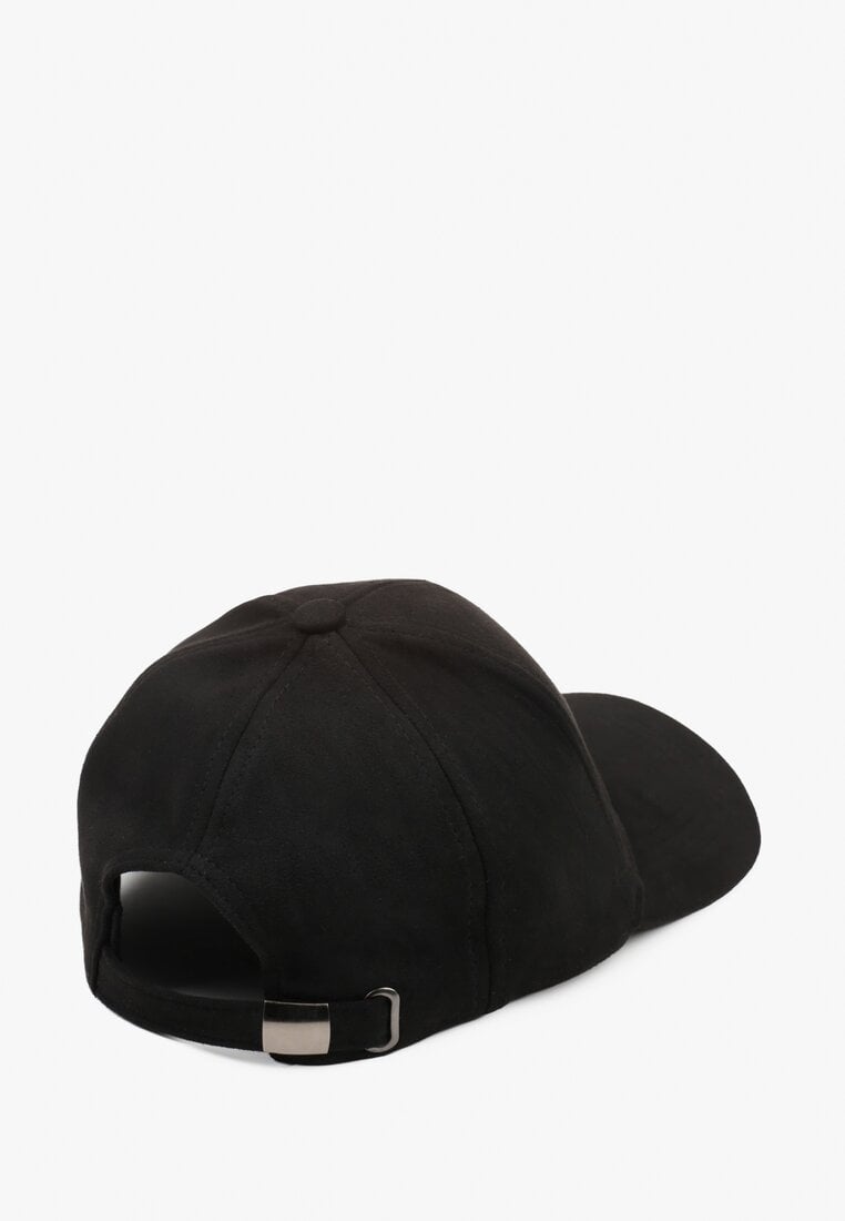 Чорна Шапка