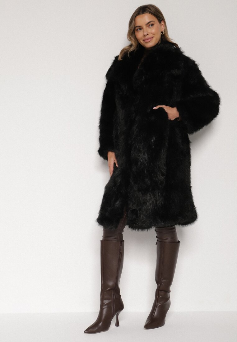 Чорне Пальто