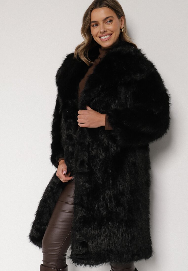 Чорне Пальто