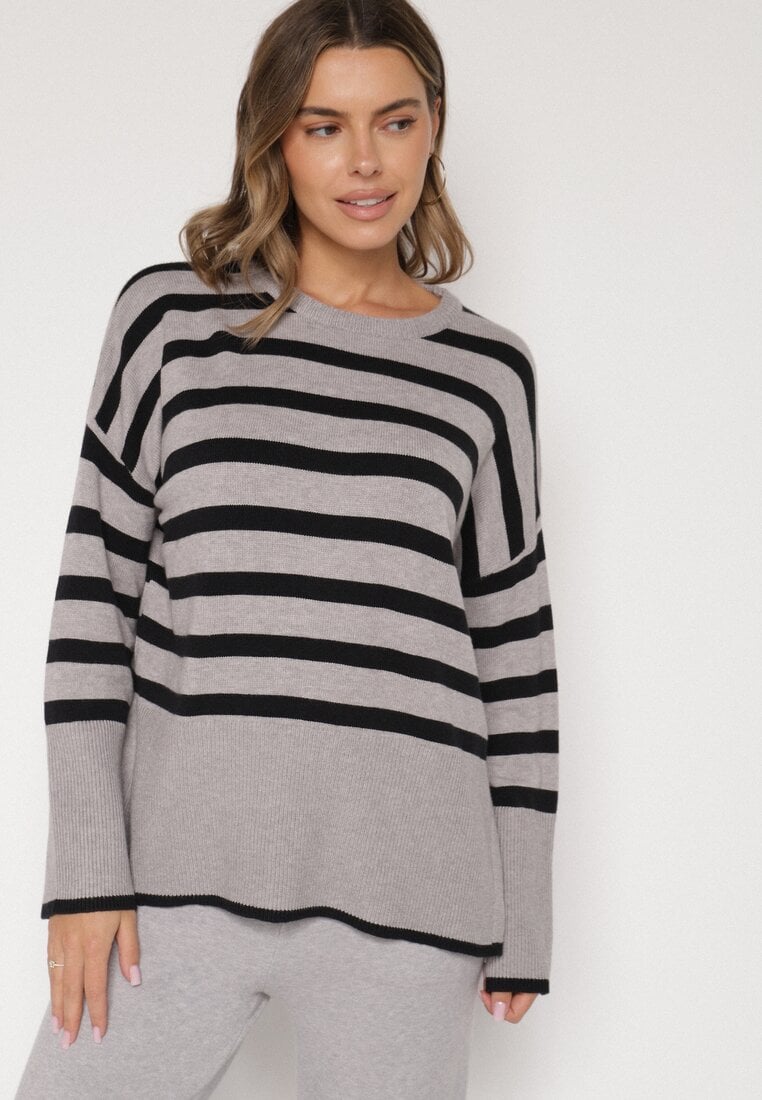 Чорний Светр