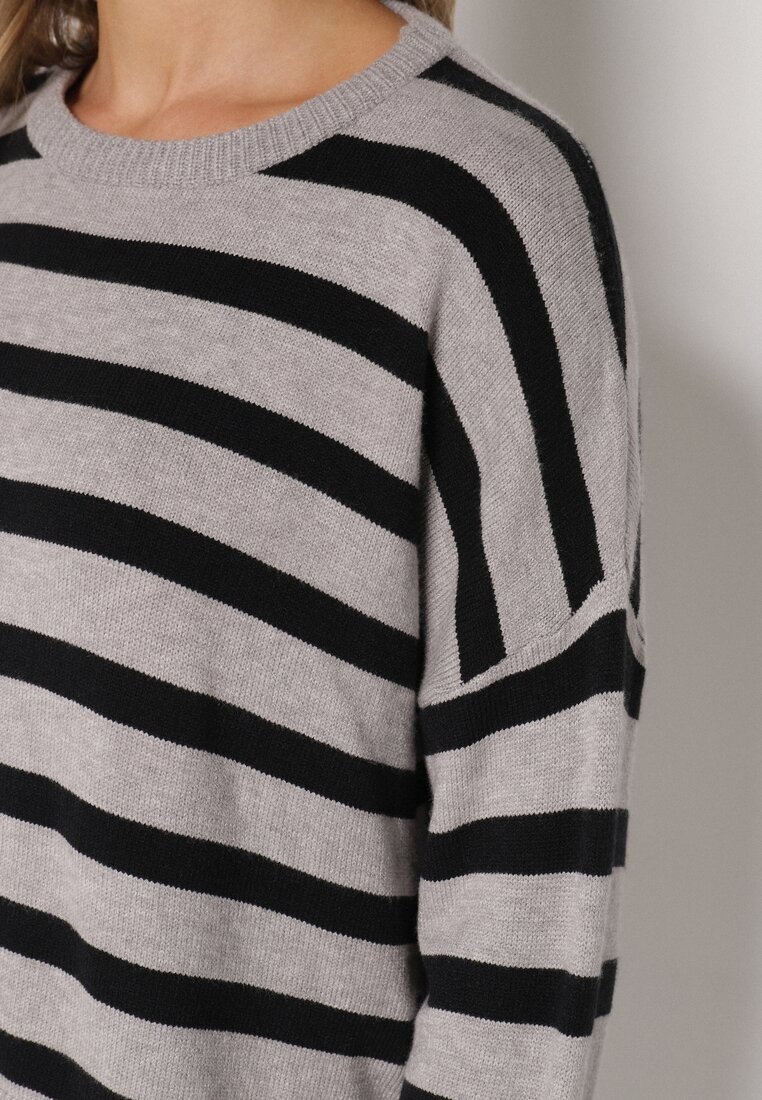 Чорний Светр