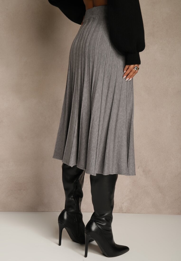 Сіра Спідниця