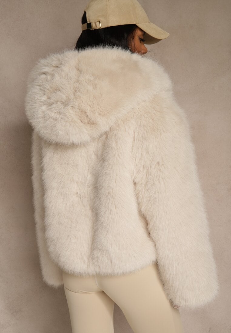 Бежева Куртка