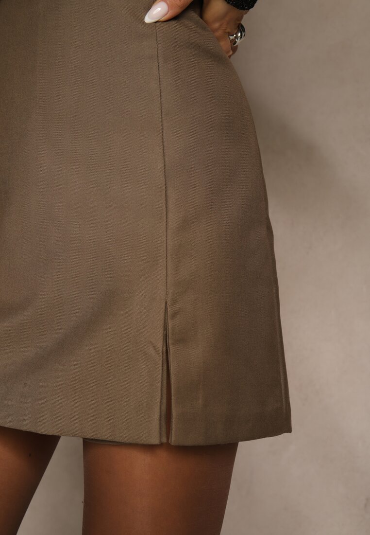 Бежеві Шорти