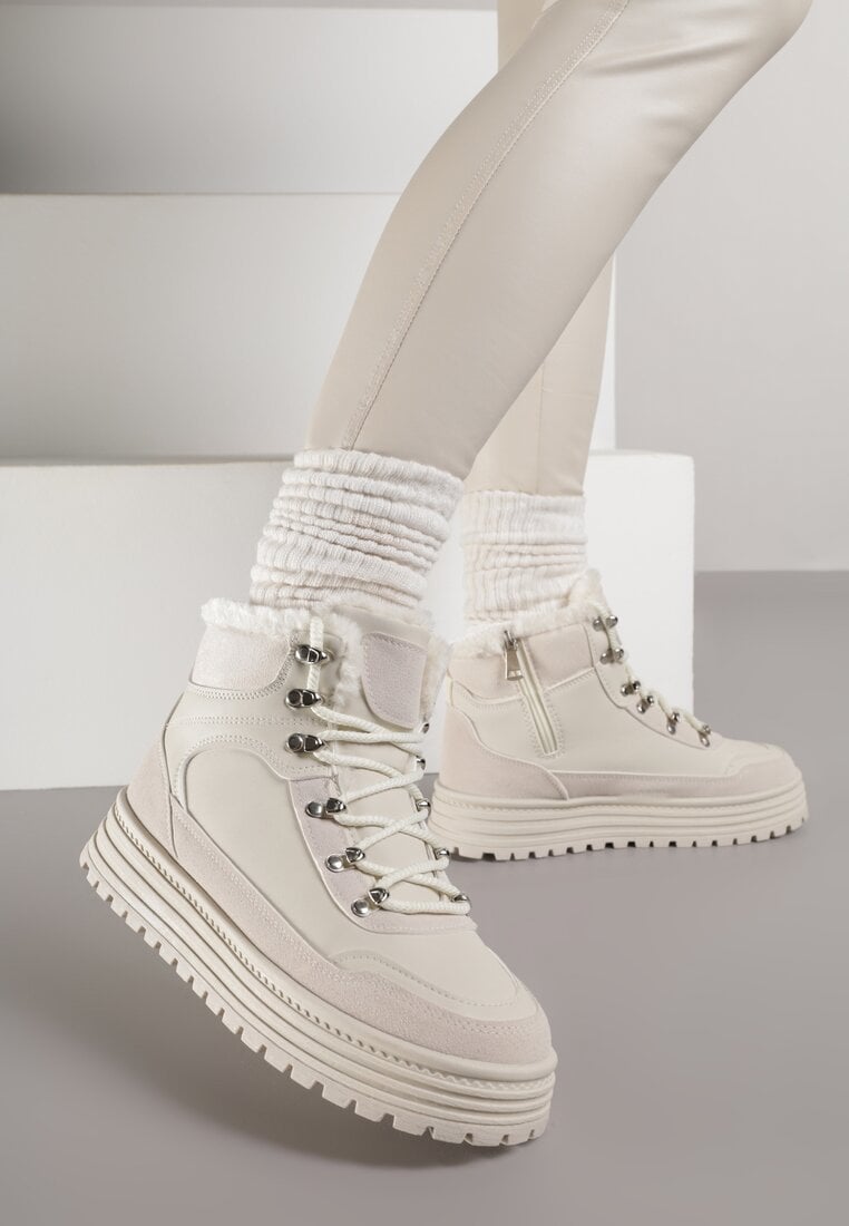 Бежеві Снікерси