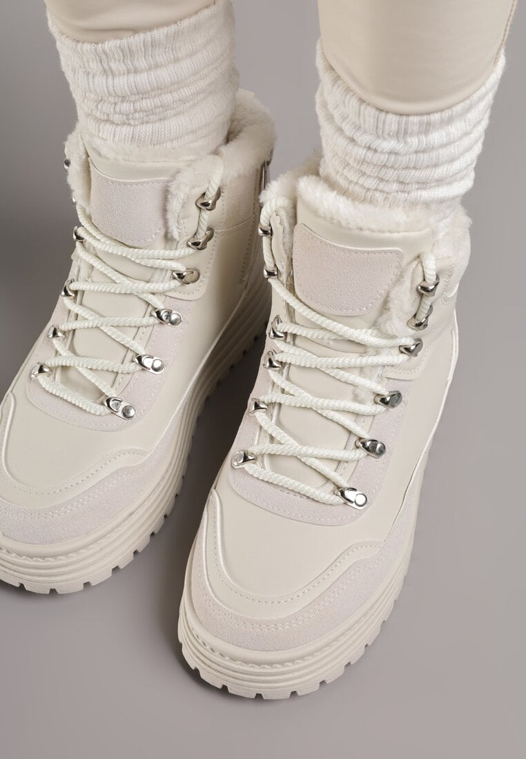 Бежеві Снікерси