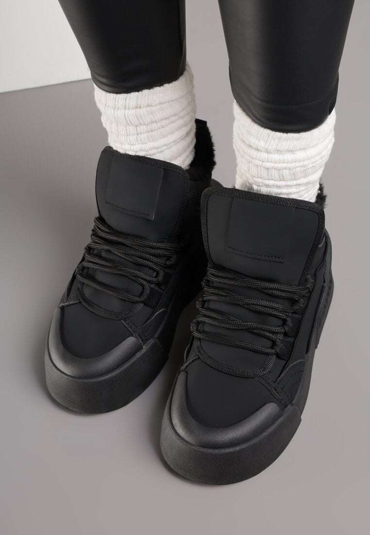 Чорні Снікерси