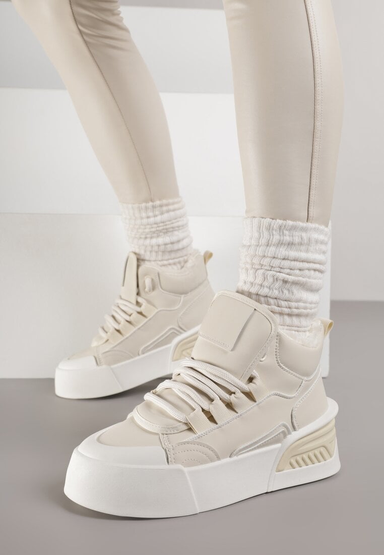 Бежеві Снікерси