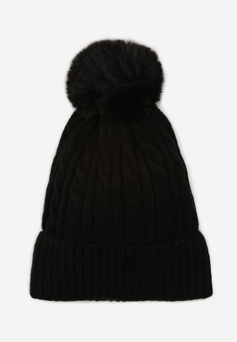 Чорна Шапка