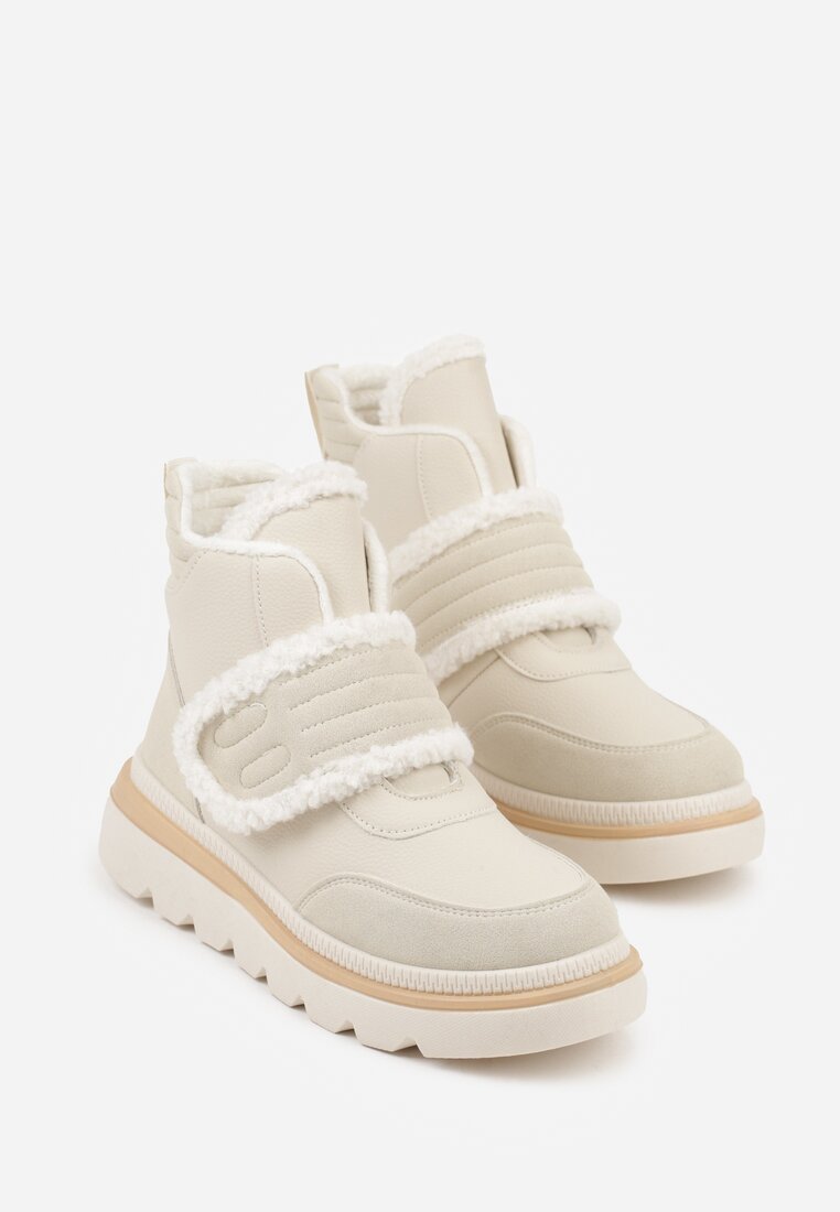 Бежеві Сноубутси