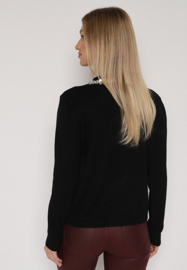 Чорний Светр