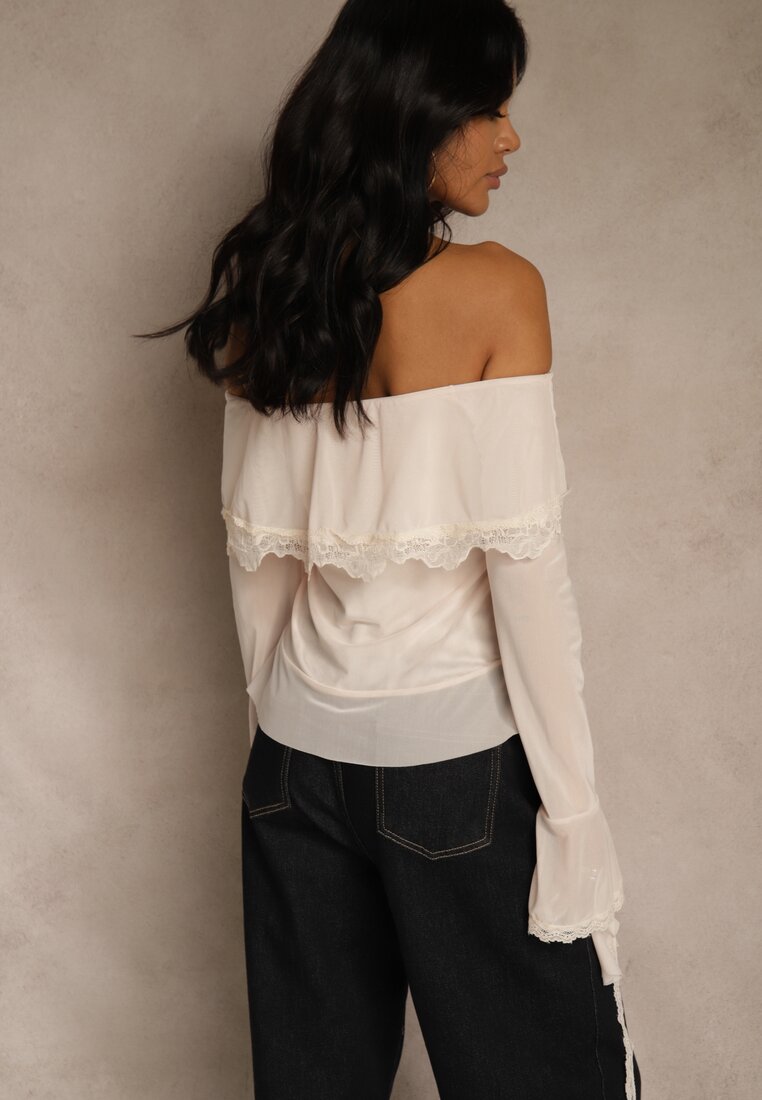 Cвітло-Бежева Блузка