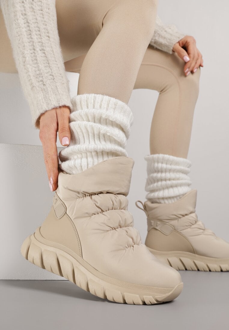 Бежеві Сноубутси