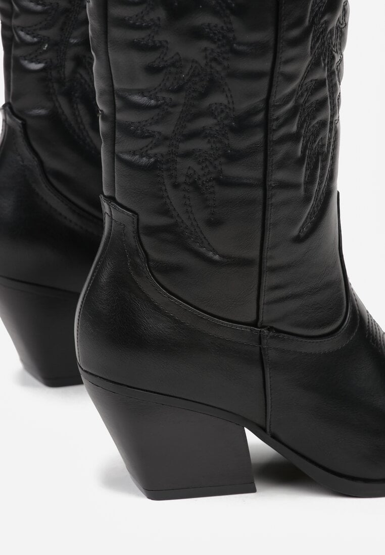 Чорні Чоботи