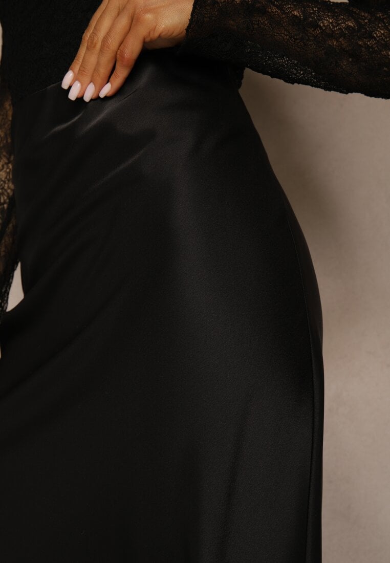 Чорна Спідниця