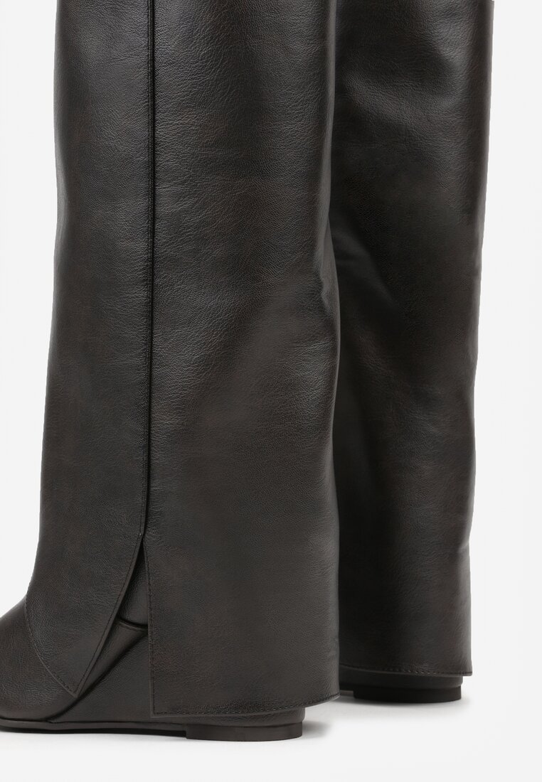 Коричневі Чоботи