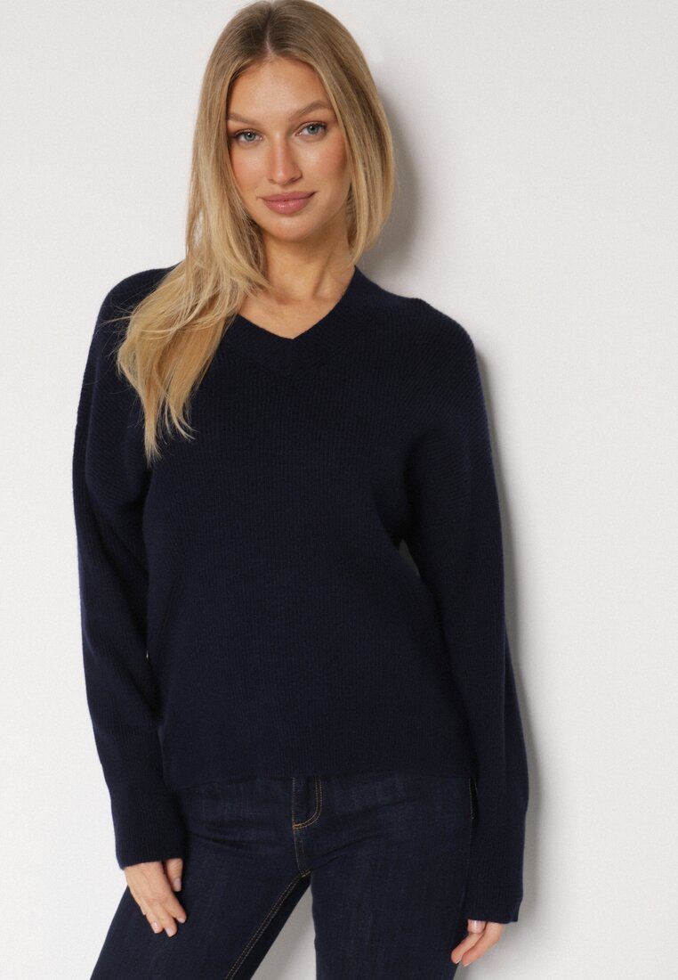 Синій Светр