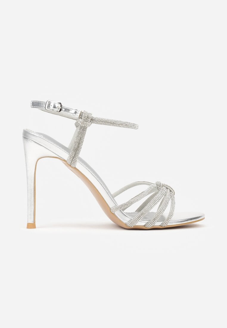 Срібні Босоніжки