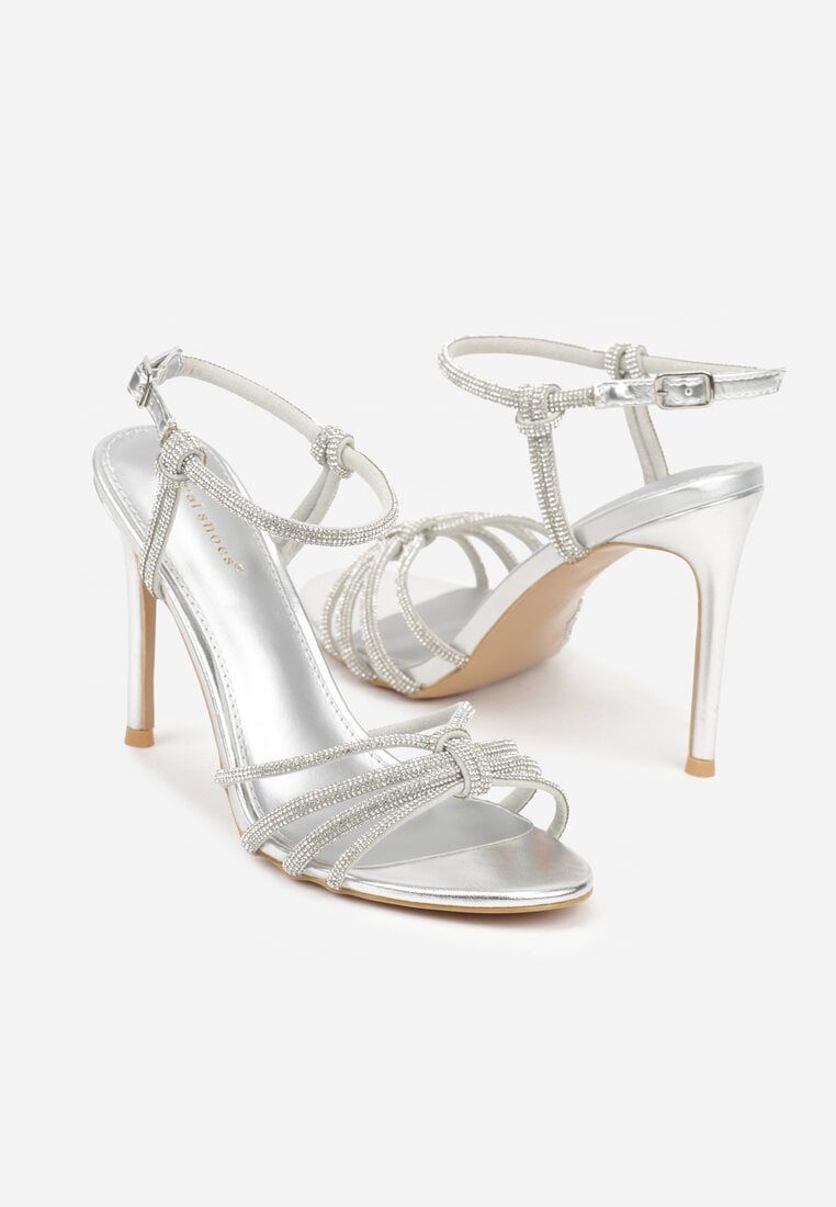 Срібні Босоніжки