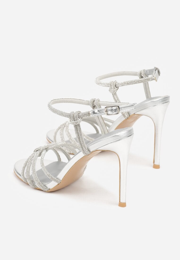 Срібні Босоніжки