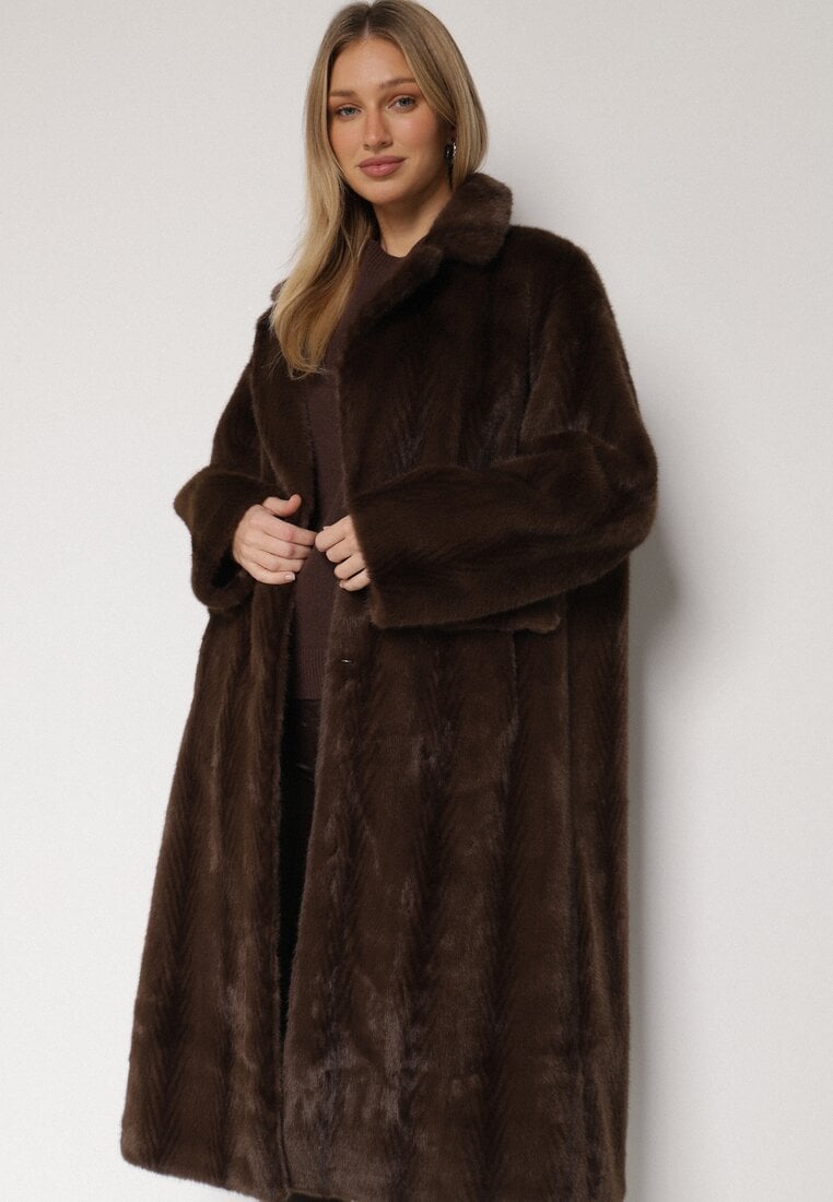 Коричневе Пальто