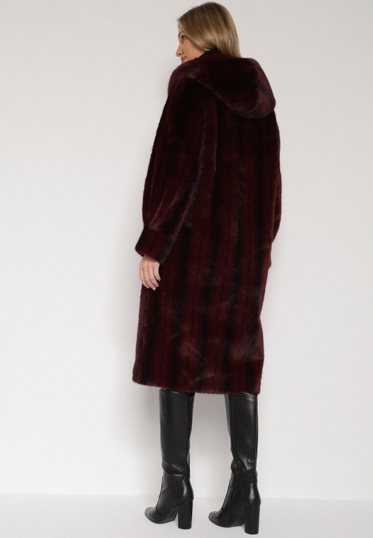 Бордове Пальто