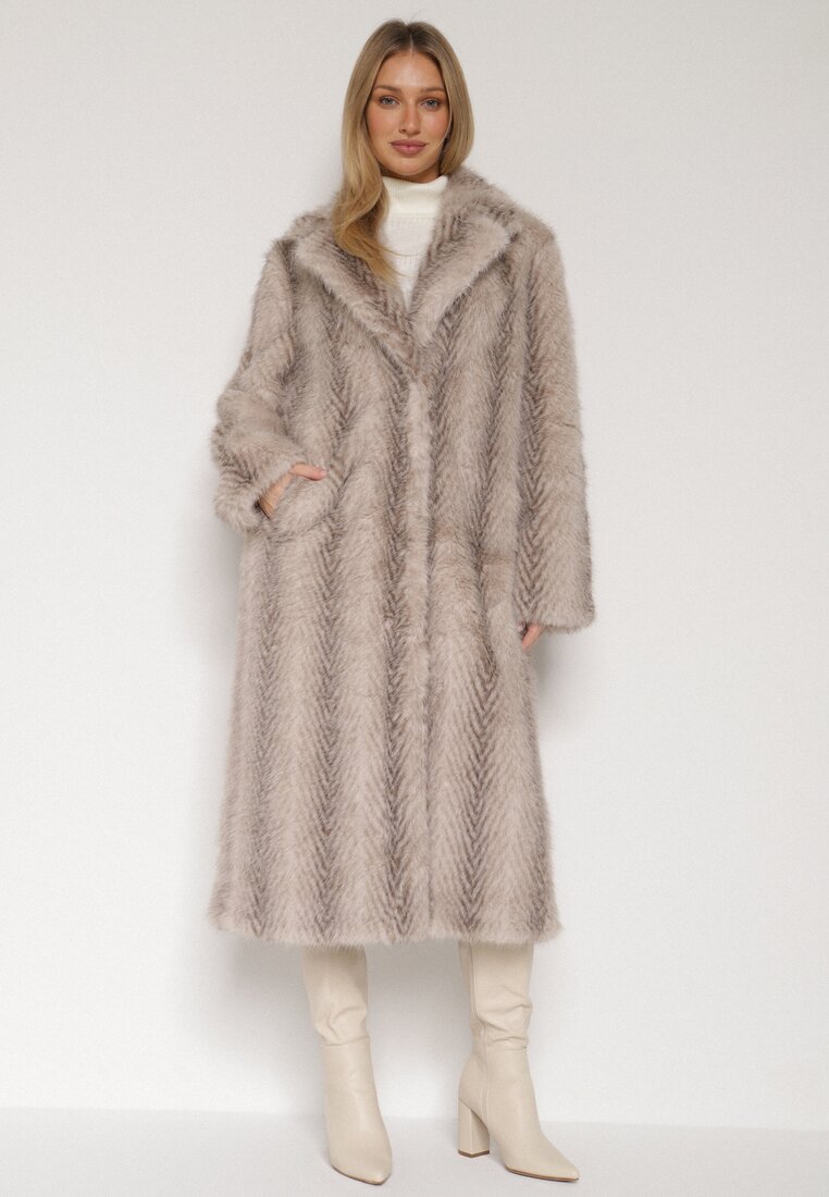 Cвітло-Бежеве Пальто